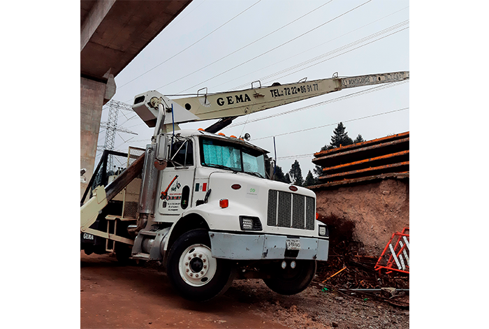 gruas para maniobras industriales